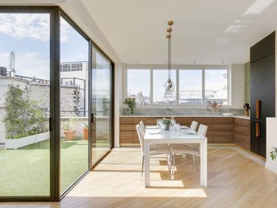 Stylish Paris Rooftop Venue with Terrace | Meetings & Events