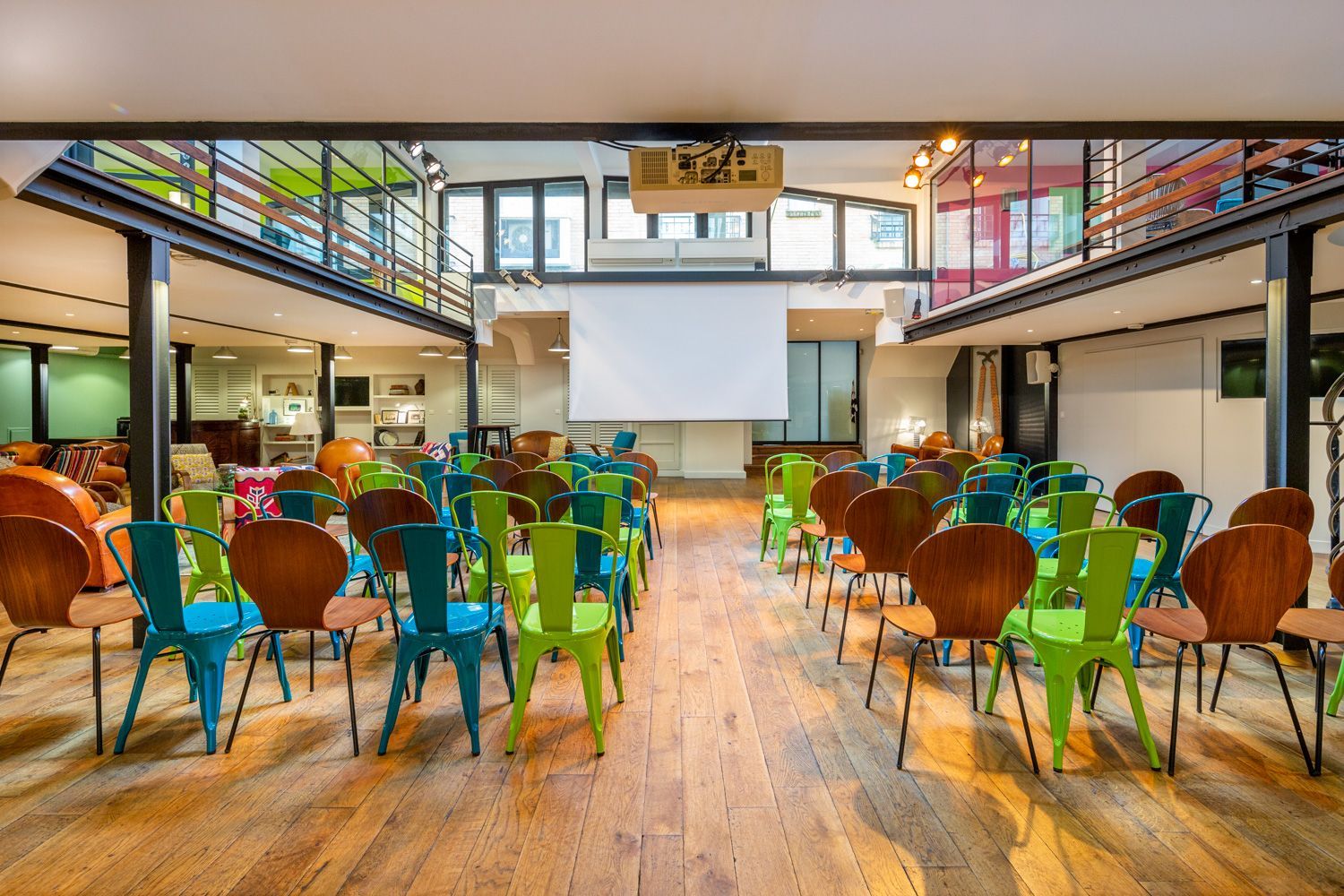 Loft Parisien Moderne pour Événements jusqu'à 200 Invités