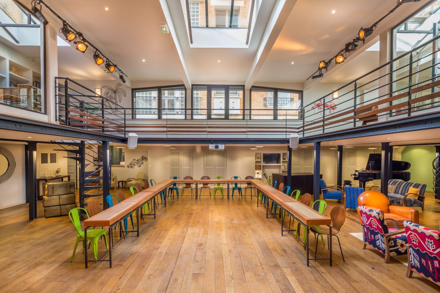Loft Parisien Moderne pour Événements jusqu'à 200 Invités