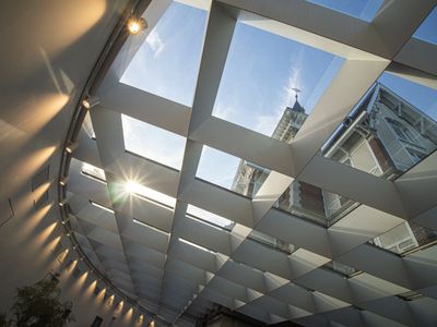 Château innovant aux portes de Paris