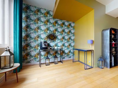 Atypical space a stone's throw from Paris