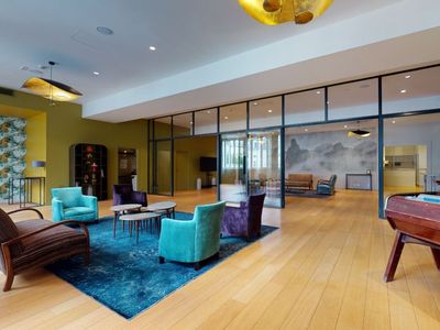 Atypical space a stone's throw from Paris