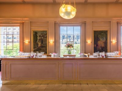 Legendary Theater Venue on Avenue Montaigne for Corporate Events in Paris