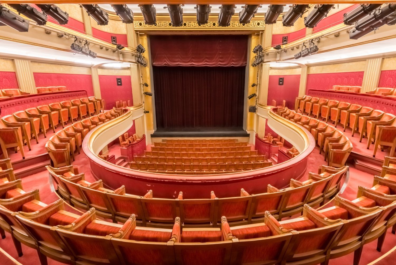 Legendary Theater Venue on Avenue Montaigne for Corporate Events in Paris