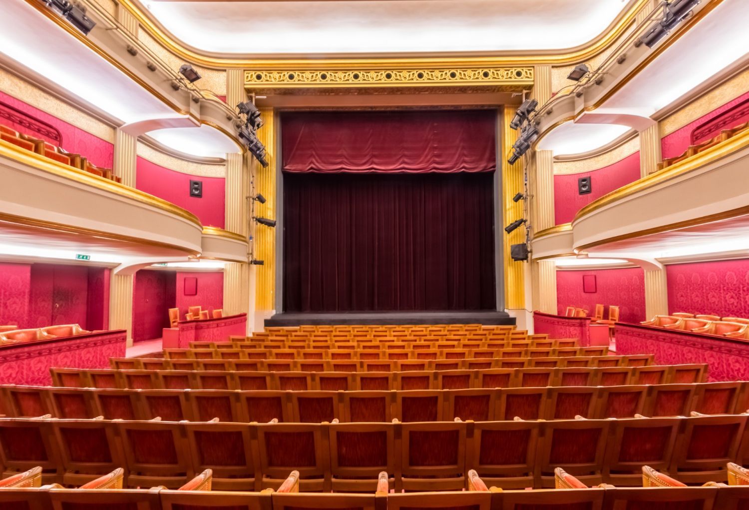 Legendary Theater Venue on Avenue Montaigne for Corporate Events in Paris