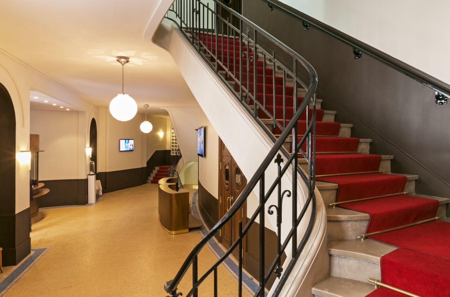 Théâtre de la Tour Eiffel: Prestigious Paris Event Venue