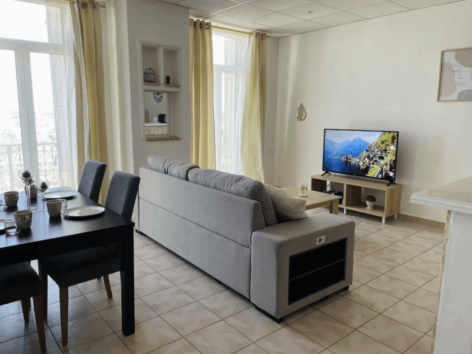 Appartement moderne à Cannes avec balcon – Près du Palais des Festivals
