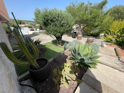Pool villa overlooking the Corbières vineyards