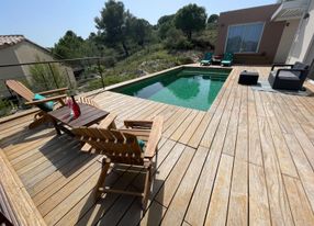 Pool villa overlooking the Corbières vineyards