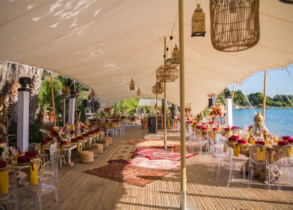 Restaurant with sea view