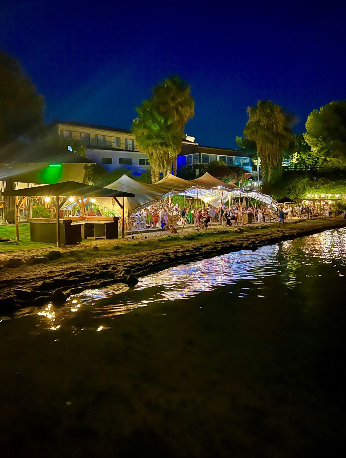 Restaurant with sea view