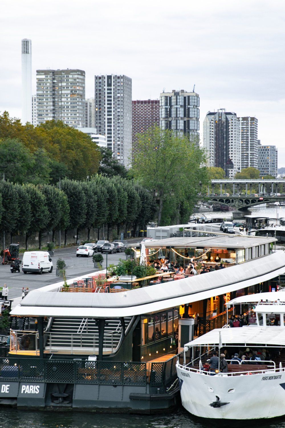 Eiffel Tower Barge Venue: Unique Three-Level Event Space on the Seine