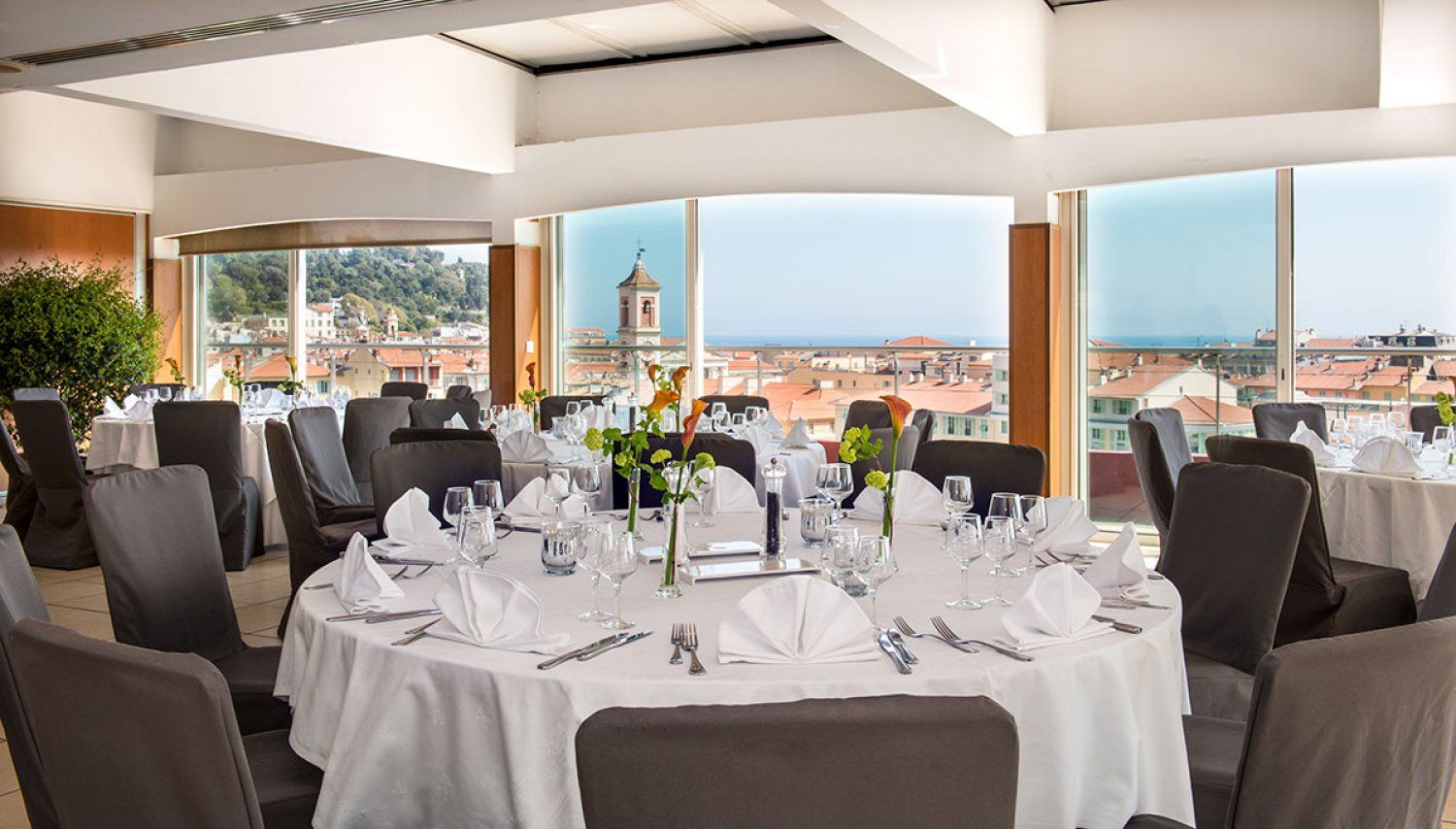 Art Deco hotel in the centre of Nice