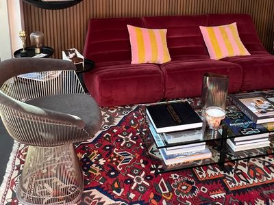 House at the gates of Paris