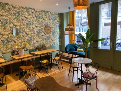 Cozy Coffee Shop with 30 seats near the Abbesses