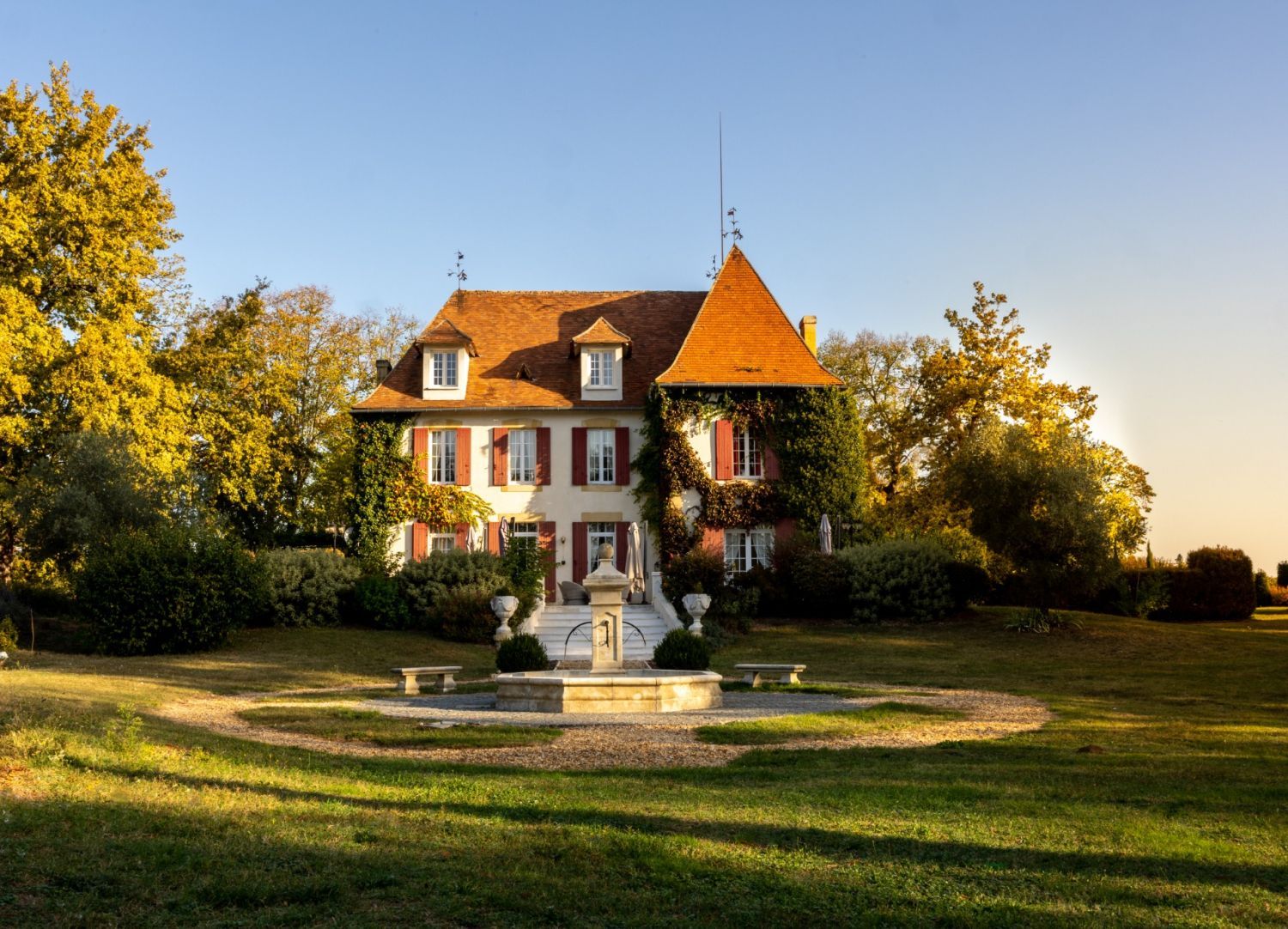 Exceptional castle in a wine estate