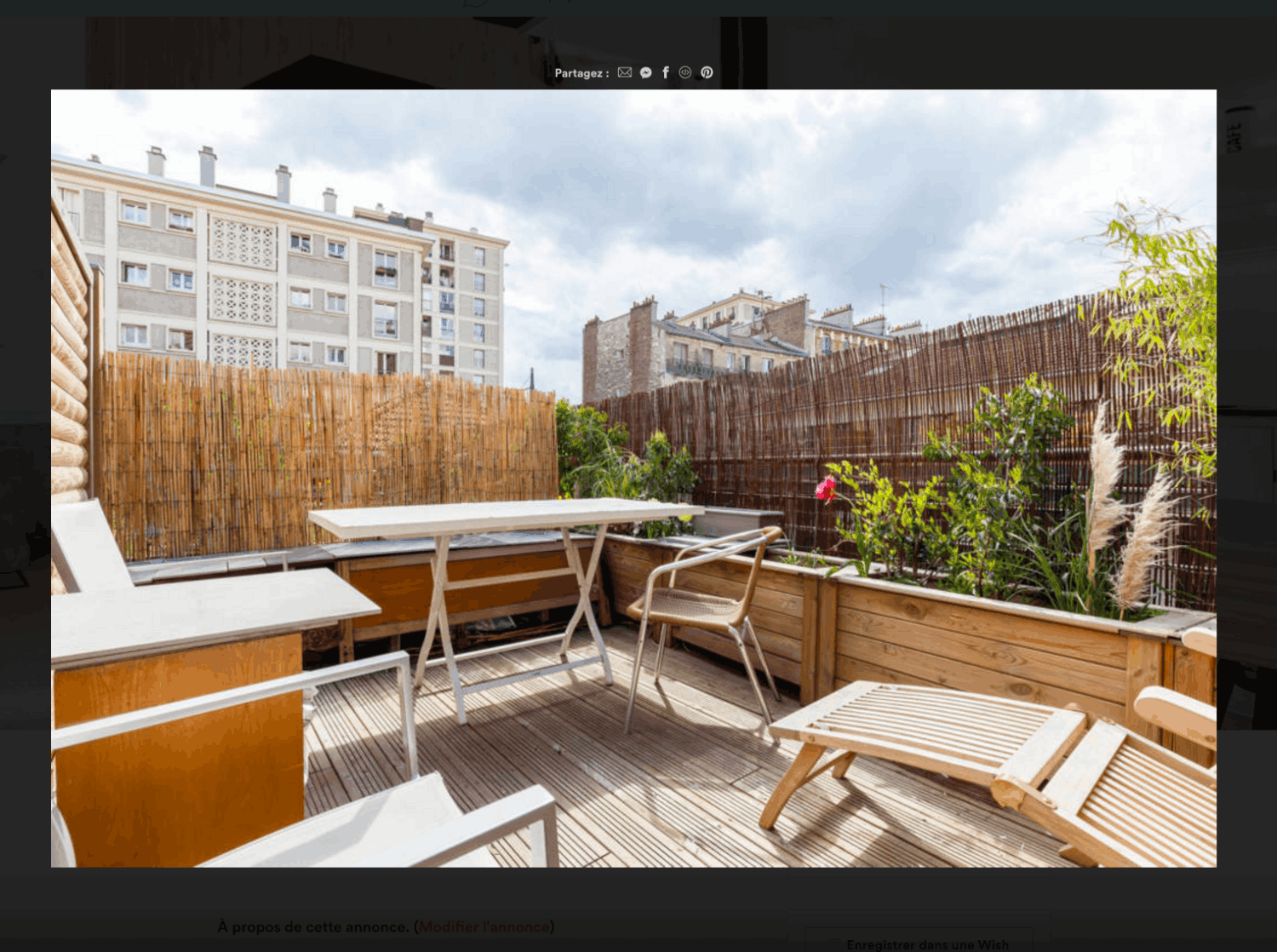 Loft of 110 m² with balcony and exposed frame terrace