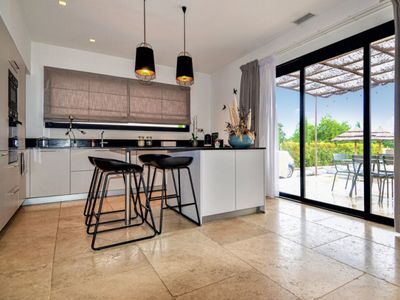 Villa avec piscine et jacuzzi