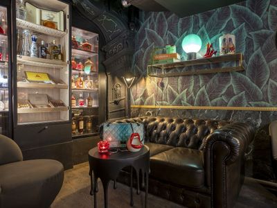 Le Cabaret: Unique Event Venue in Paris for Parties, Weddings & More