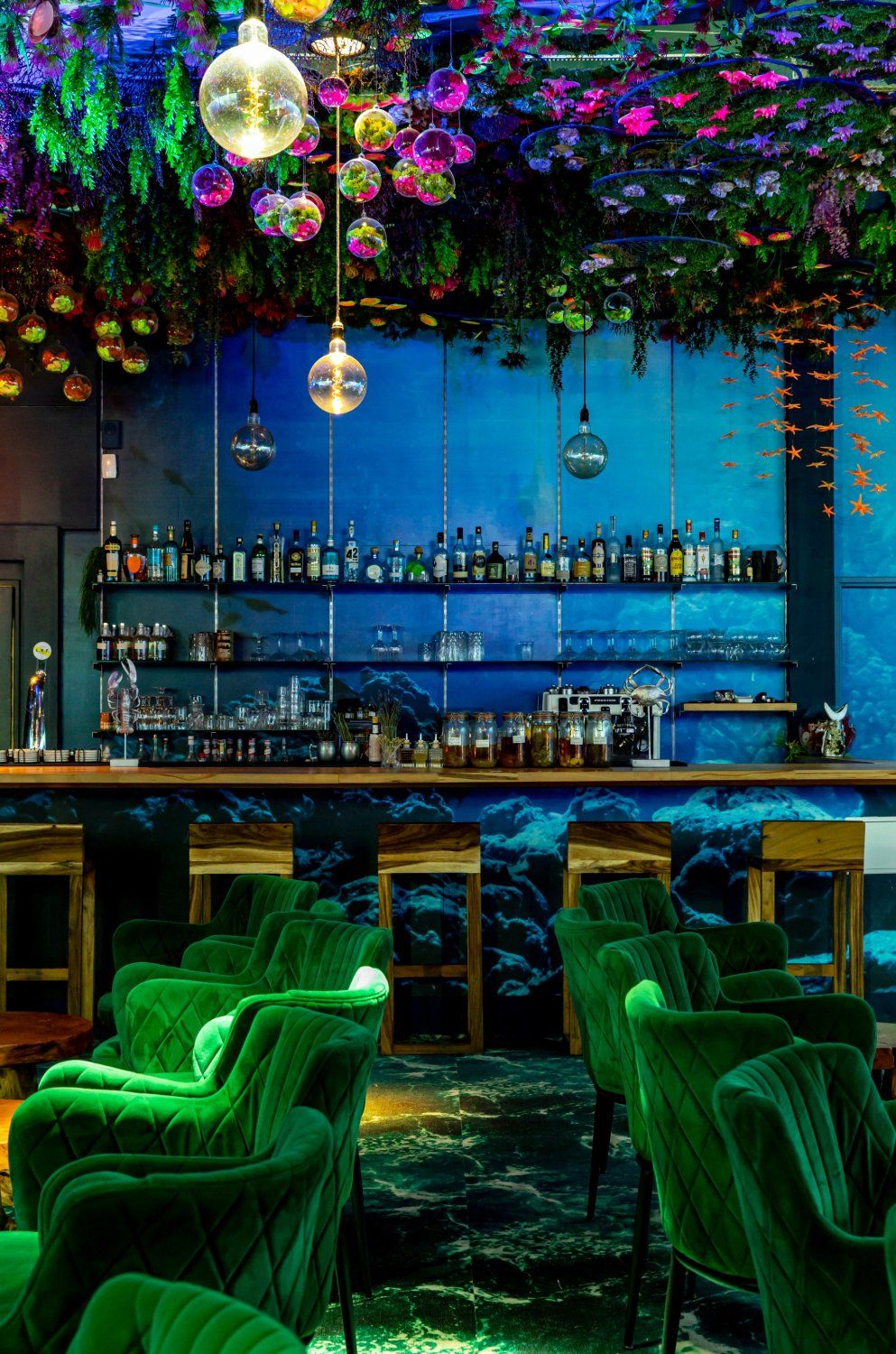 Immerse in an Underwater Parisian Restaurant for Unforgettable Events