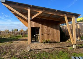 Flower farm in Montreuil