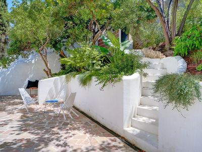 Villa in Roucas Blanc with sea view, garden & pool