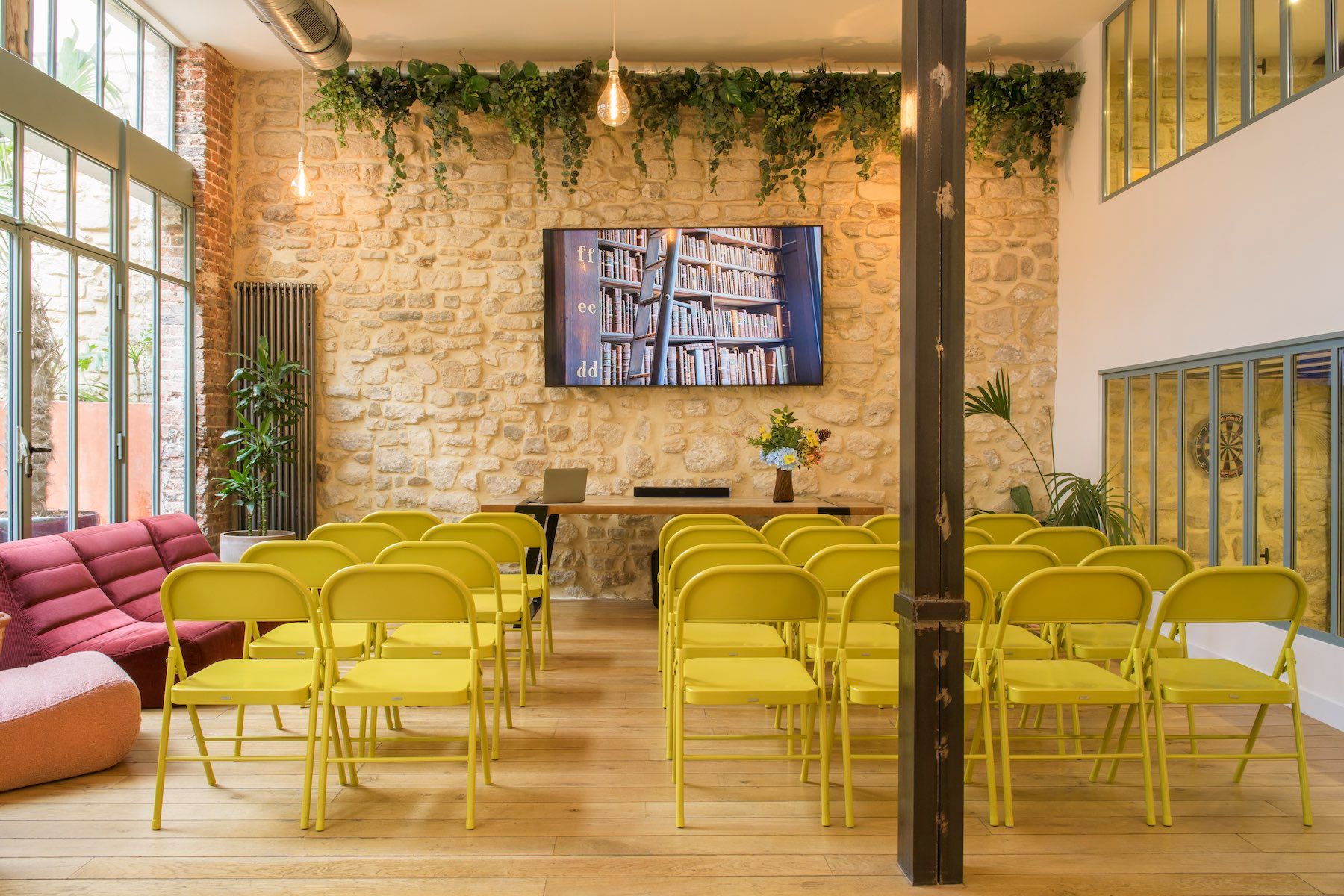 Large Parisian loft with terrace