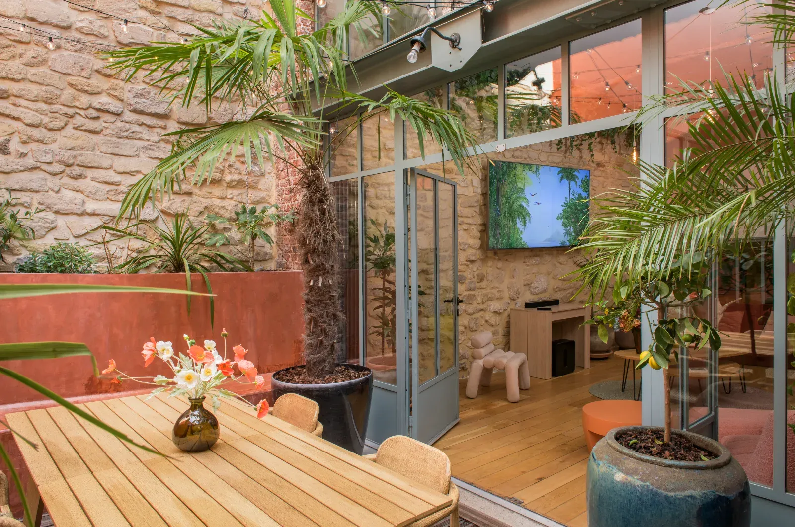 Large Parisian loft with terrace