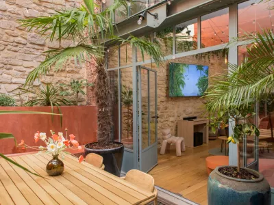 Large Parisian loft with terrace