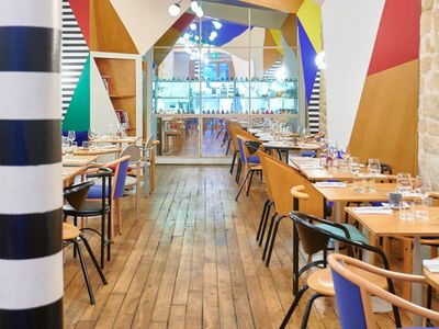 Espace Événementiel Inspiré Art-Déco avec Jardin à Paris