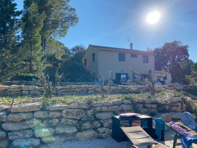 Mas with troglodyte caves