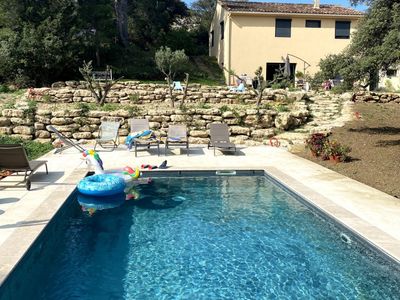 Mas with troglodyte caves