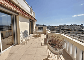 3 bedrooms apartment with big terrace on La croisette 