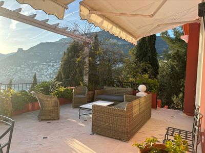 Terrasse vue mer et Monaco 