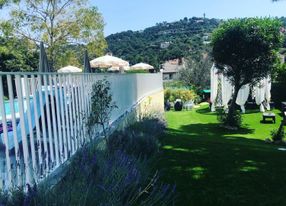 Provencal bastide close to the center of Cannes