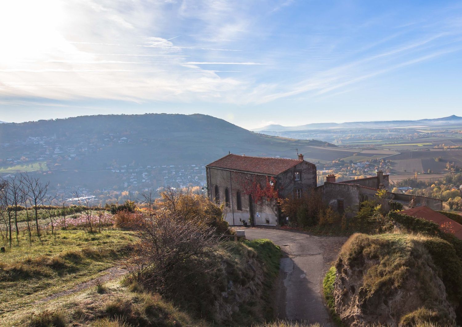 A chapel turned loft with a view of the Auvergne volcanoes
