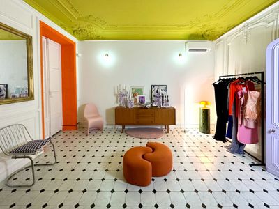 Luxury showroom in the heart of Marseille