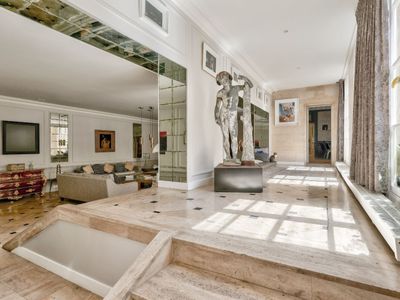 Stunning 180m² Paris Apartment for Shoots & Events in Le Marais