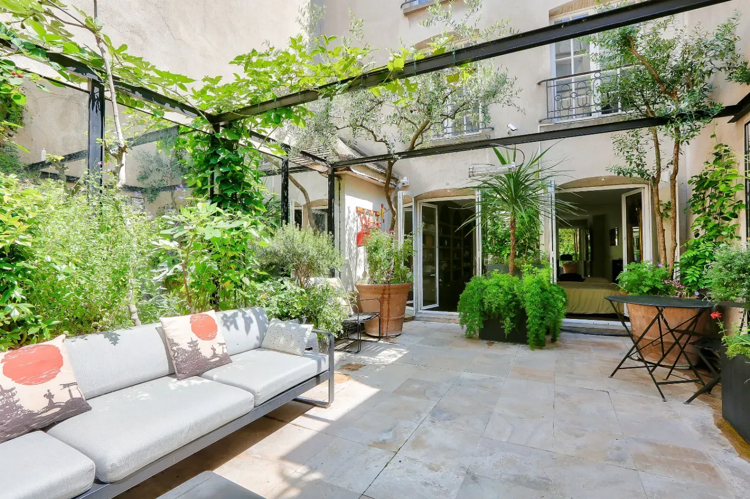 Appartement de réception dans un hôtel particulier du Marais 