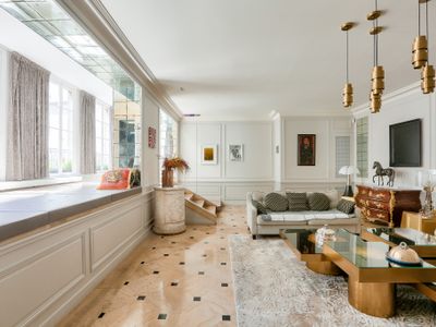 Stunning 180m² Paris Apartment for Shoots & Events in Le Marais