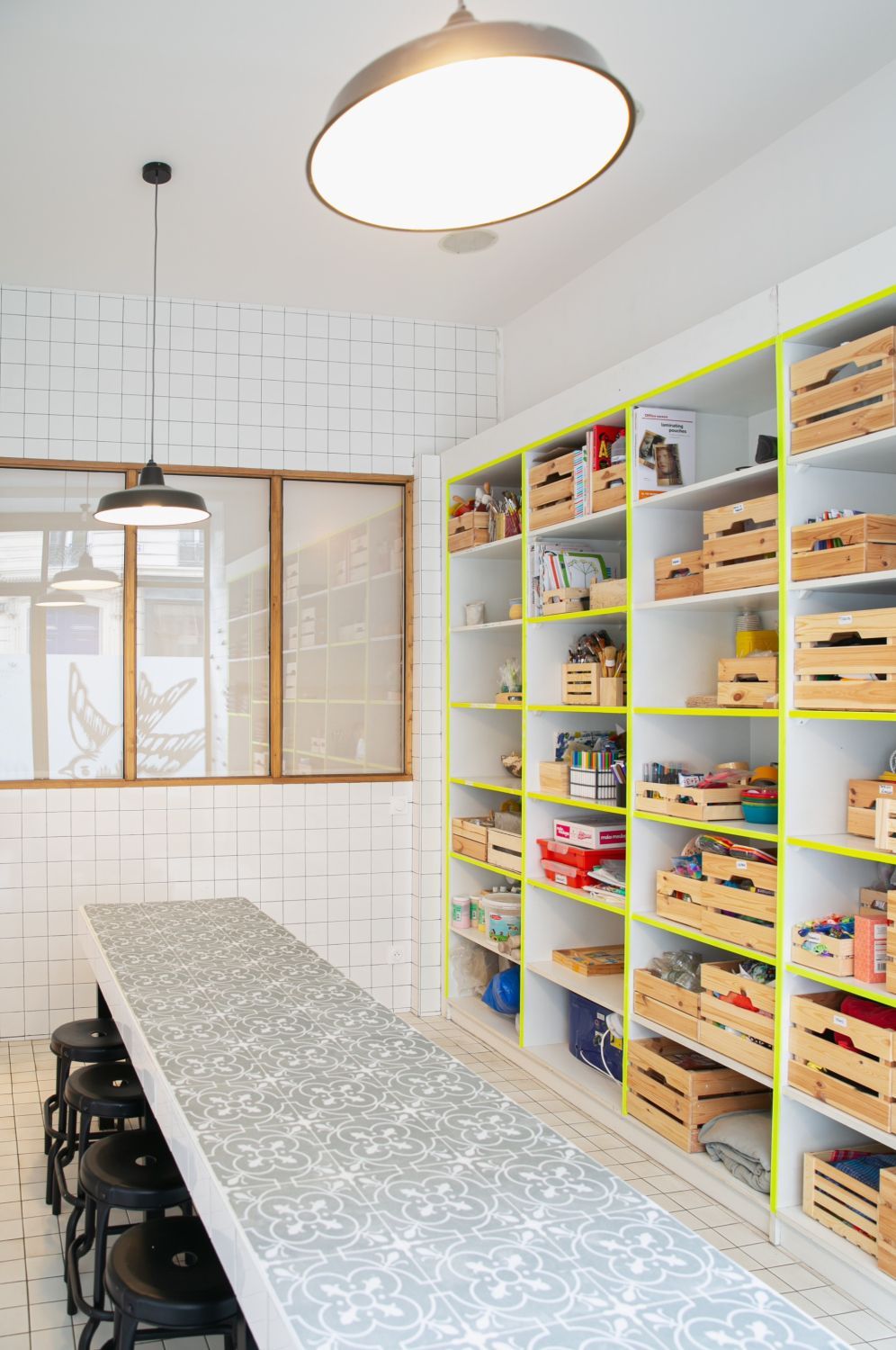 Versatile 90 m² Event Space in Paris with High Ceilings