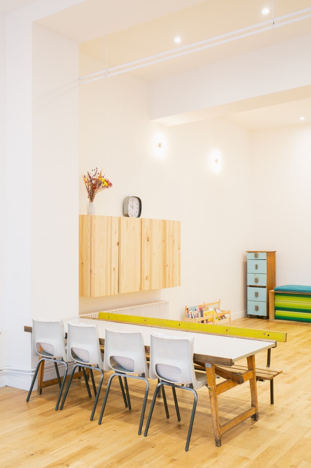 Versatile 90 m² Event Space in Paris with High Ceilings