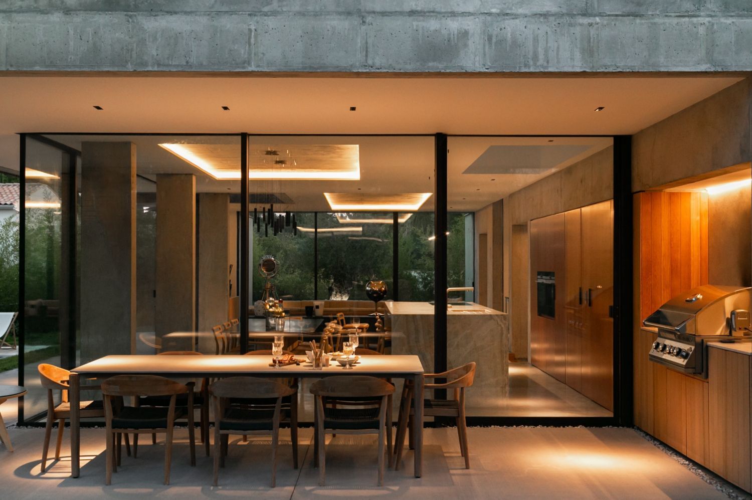 Luxurious contemporary villa