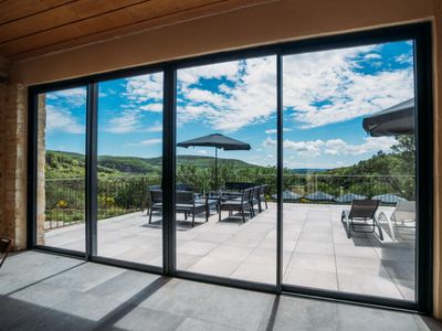 Pool house entre vignes et bois