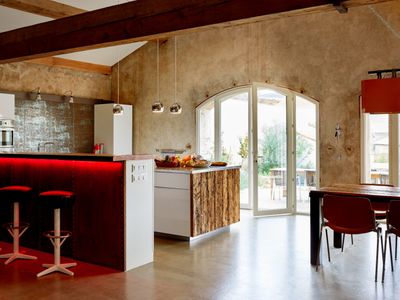 loft de 300 m² avec piscine près de Narbonne