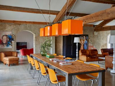 loft de 300 m² avec piscine près de Narbonne