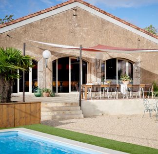 300 m² loft with swimming pool near Narbonne