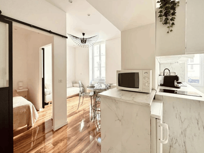 Studio Apartment Cannes – Central, Up to 10 Guests