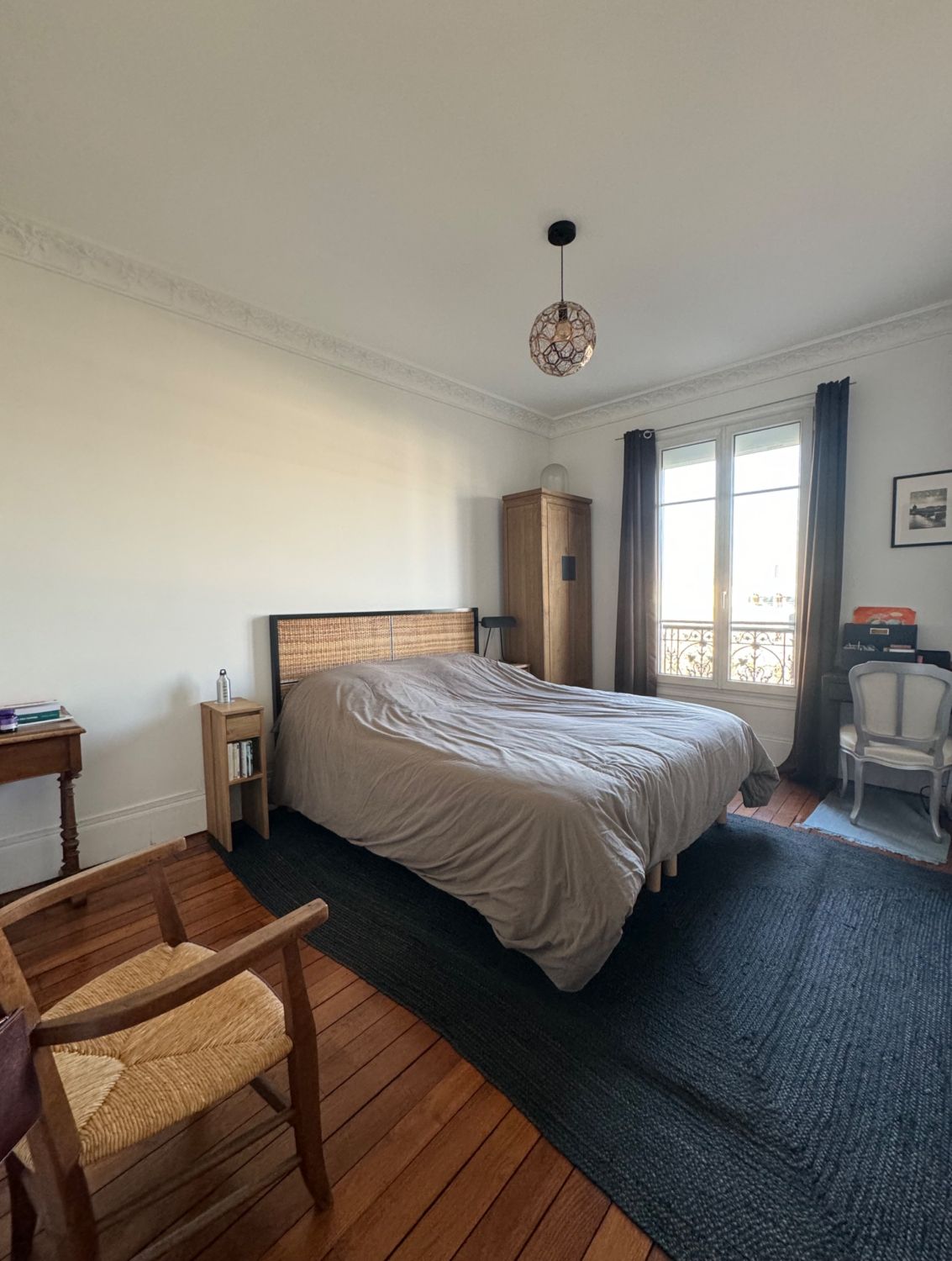 Appartement Haussmannien avec Vue sur la Skyline Parisienne