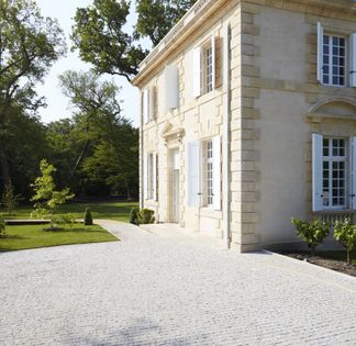 Beautiful estate 20 minutes from Bordeaux